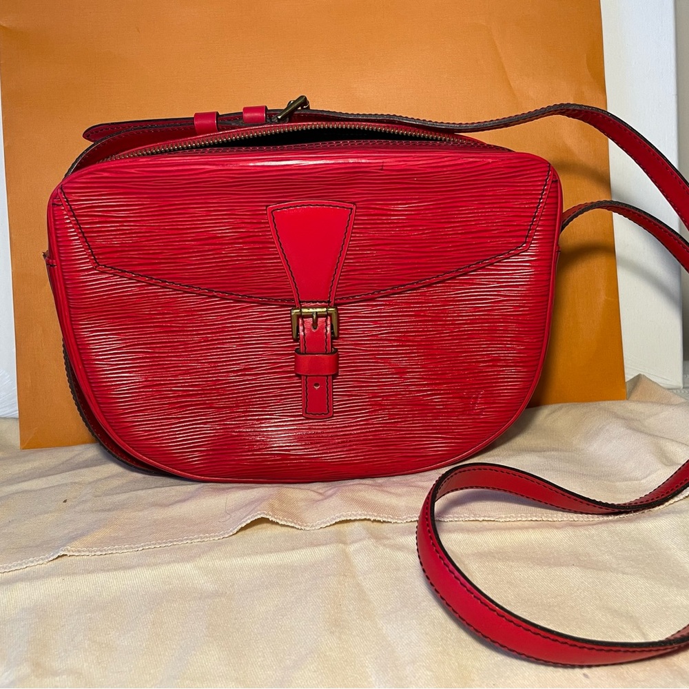 Louis Vuitton Sling